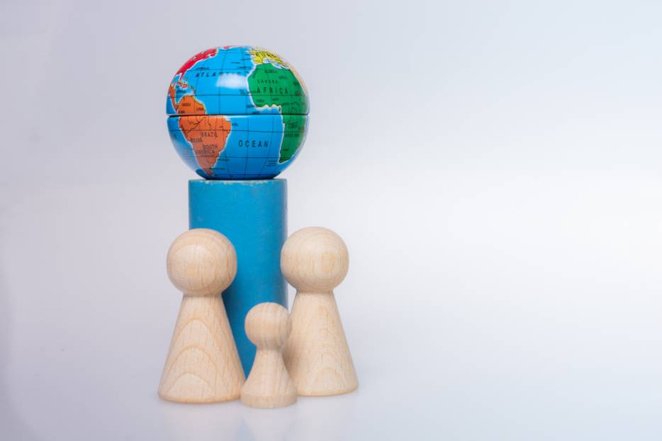 reverse globalization